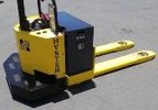 Thumbnail Hyster Electric Pallet Jack D135 Series: B40XL, B60XL, W40XL, W60XL Spare Parts List